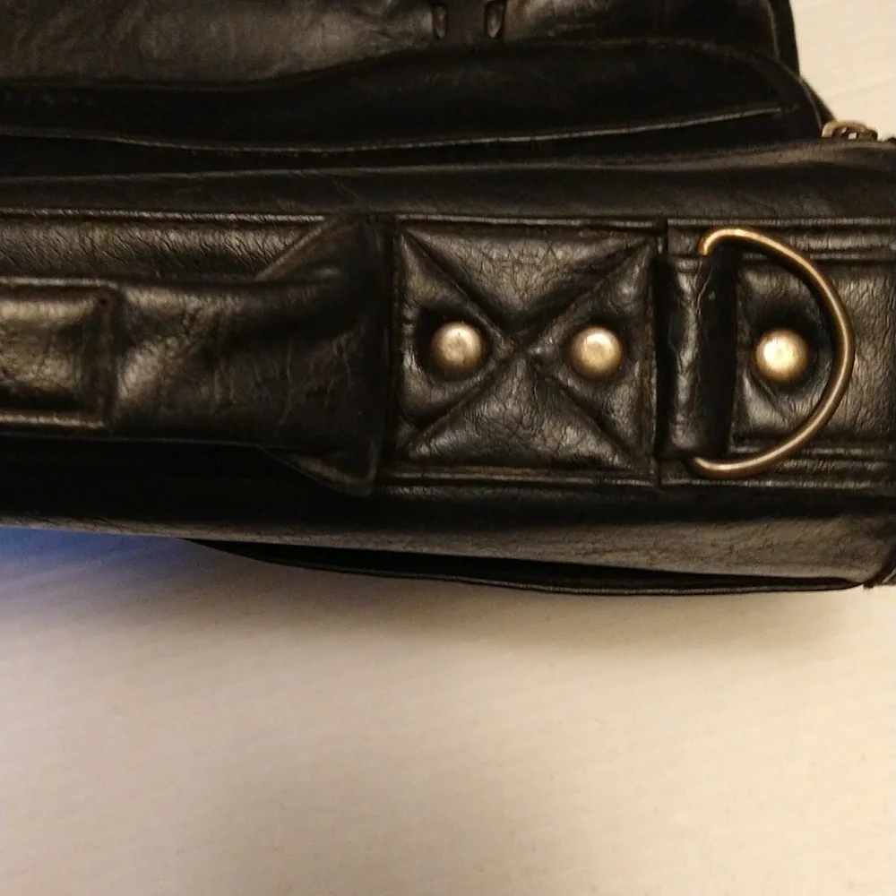 VGUC. Vintage Anheuser-Busch expandable laptop briefcase.